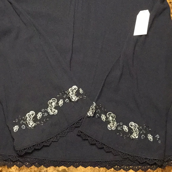 Relaxed Fit Peasant Blouse/Tunic - Picture 2 of 7